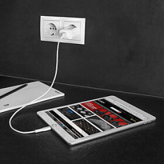 Lindy 73412 Caricabatterie per dispositivi mobili Smartphone, Tablet Bianco AC Ricarica rapida Interno, Esterno