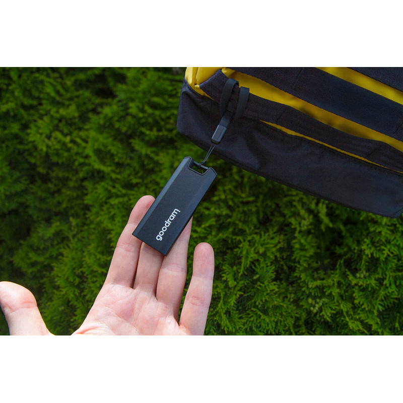 Goodram SSDR-GMRE-02T-K0 unità esterna a stato solido 2 TB 3.2 Gen 2 (3.1 Gen 2) Nero