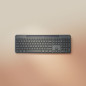 Logitech Signature Slim Solar+ wireless keyboard K980 tastiera Universale RF senza fili + Bluetooth QWERTY Italiano Grafite