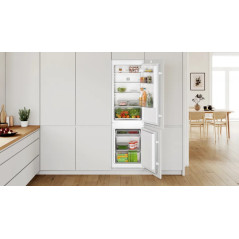 Bosch Serie 2 KIV865SE0 Frigorifero Combinato da incasso 177,2 x 54,1 cm Classe E