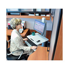 Ergotron WorkFit C-Mod, Single Display Sit-Stand Workstation 68,6 cm (27") Pavimento Grigio