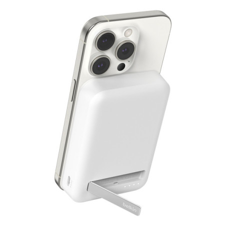 Belkin BoostCharge Pro Carica wireless Bianco