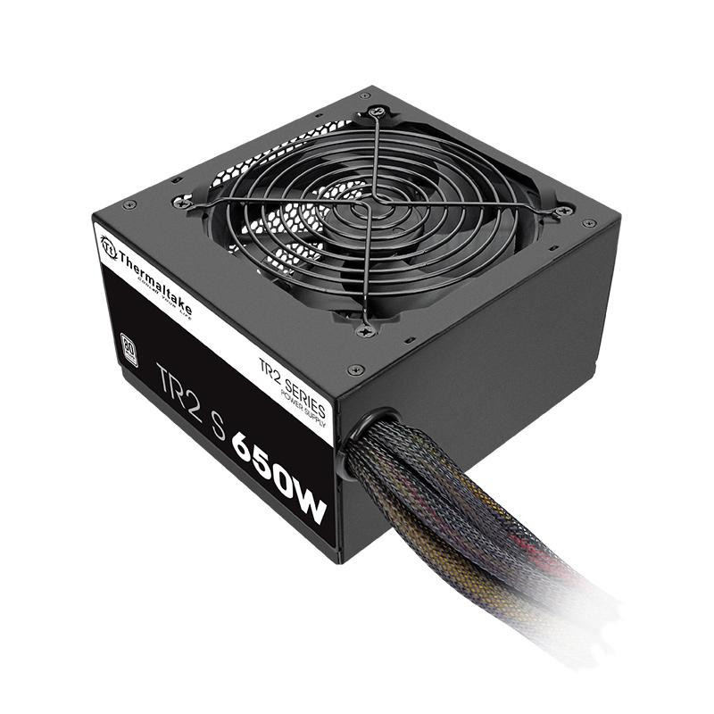 Thermaltake PS-TRS-0650NPCWEU-2 alimentatore per computer 650 W 20+4 pin ATX ATX Nero Thermaltake PS-TRS-0650NPCWEU-2 alimentatore per computer 650 W 20+4 pin ATX ATX Nero