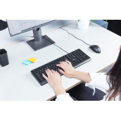Trust TK-150 tastiera Universale USB QWERTY Spagnolo Nero