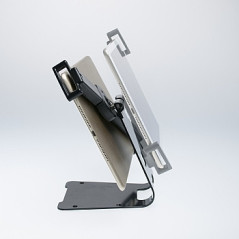 CTA Digital PAD-ATGSL supporto antifurto per tablet Nero 33 cm (13")